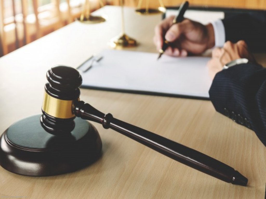 گرفتن وکیل,اخذ وکیل,دفتر وکالت